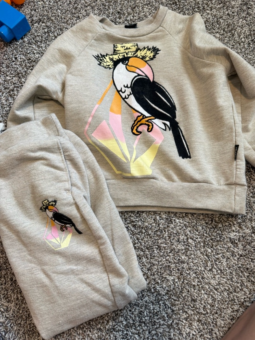 Girls Volcom Sweatsuit